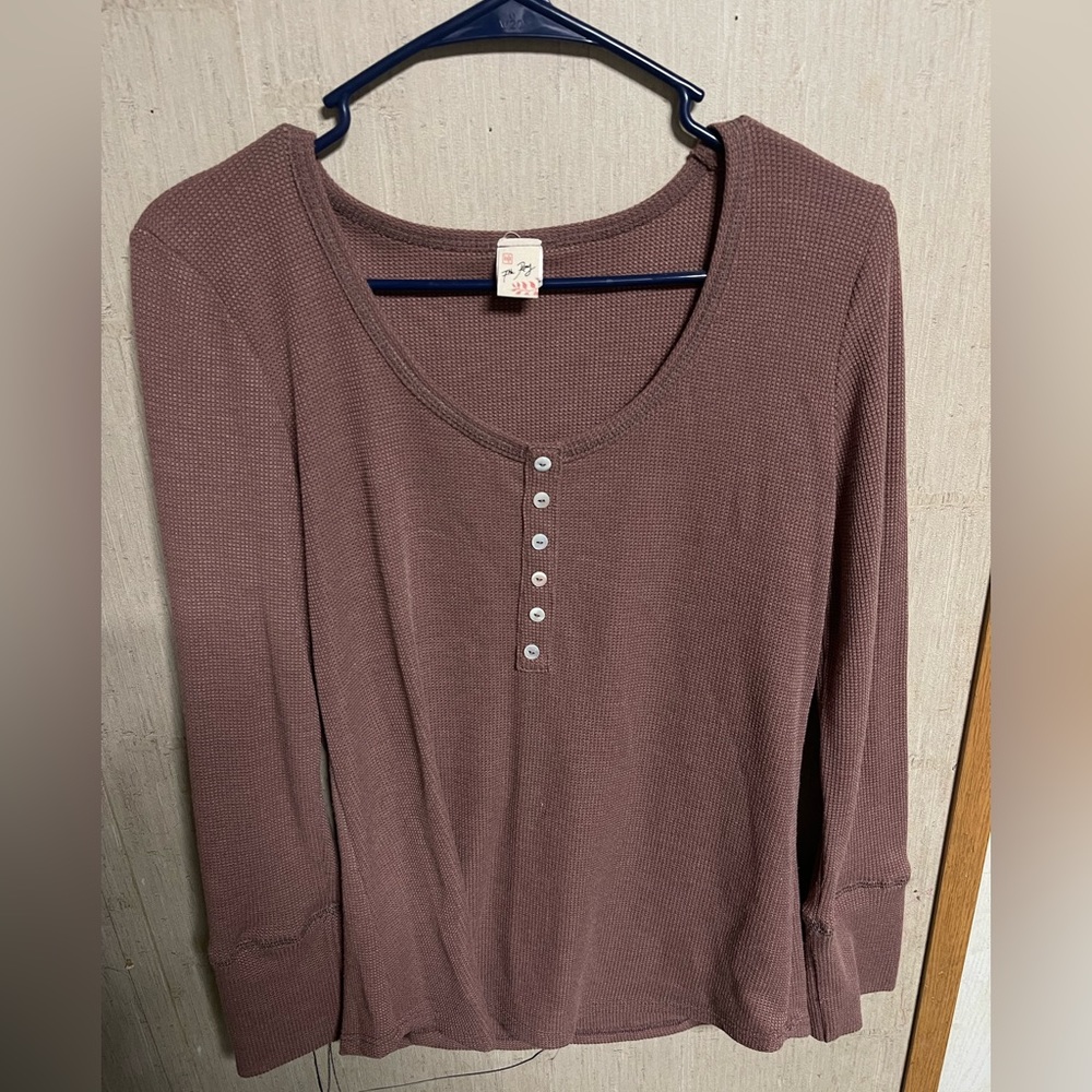 Fitted waffle long sleeve